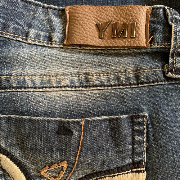 YMI Bermuda Cut Offs Shorts Size 3 - Picture 7 of 7